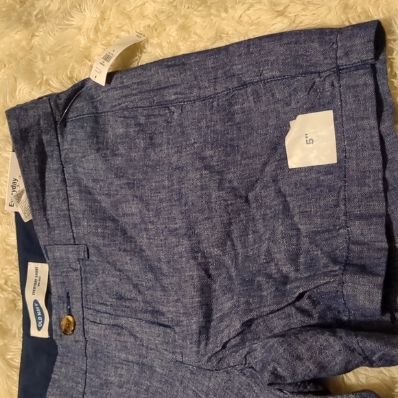 Old navy mid rise everyday shorts size 10 - Picture 4 of 11